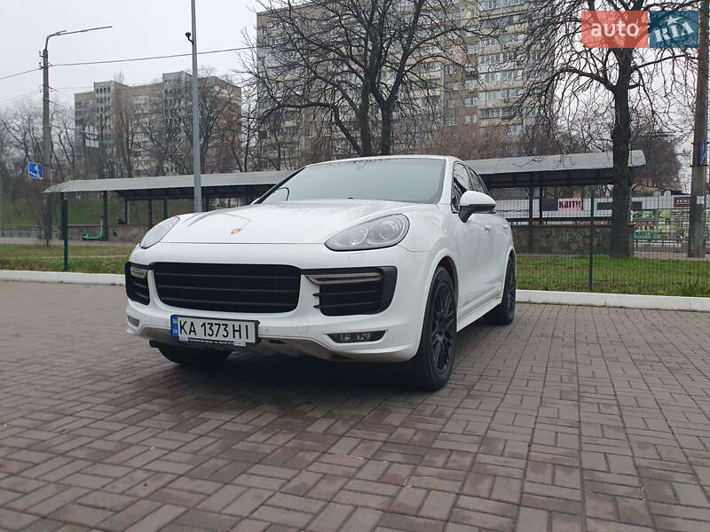 Porsche Cayenne 2015 Porsche Cayenne 2015