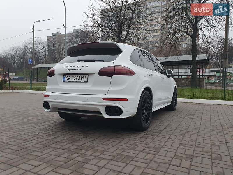 Внедорожник / Кроссовер Porsche Cayenne 2015 в Киеве фото 9 Внедорожник / Кроссовер Porsche Cayenne 2015 в Киеве