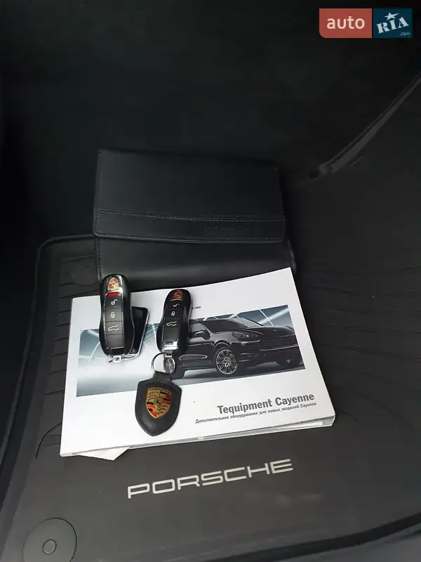 Внедорожник / Кроссовер Porsche Cayenne 2015 в Киеве документ 2 фото Внедорожник / Кроссовер Porsche Cayenne 2015 в Киеве документ