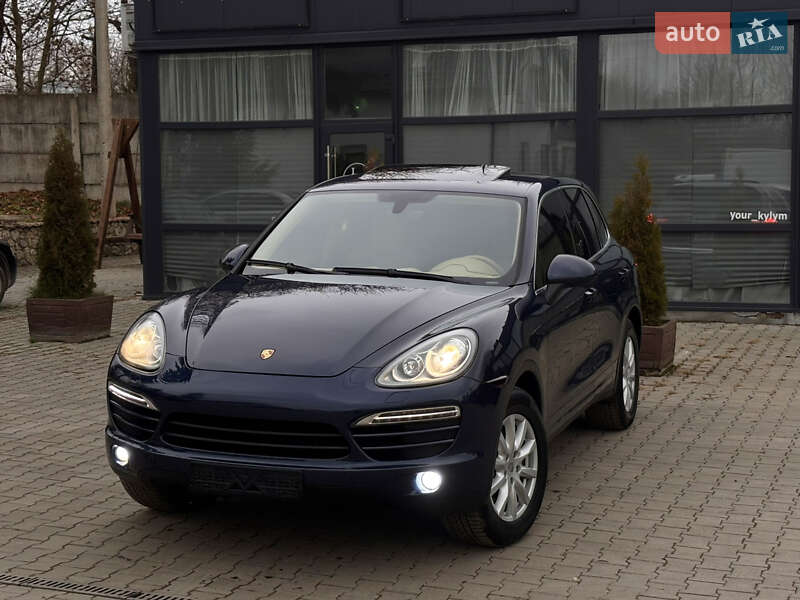 Внедорожник / Кроссовер Porsche Cayenne 2011 в Тернополе