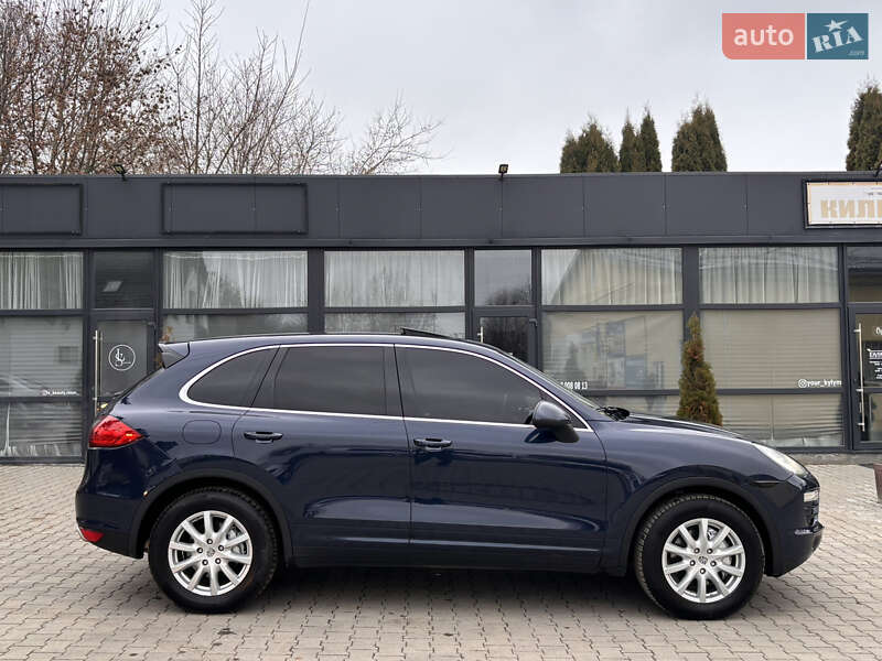 Внедорожник / Кроссовер Porsche Cayenne 2011 в Тернополе