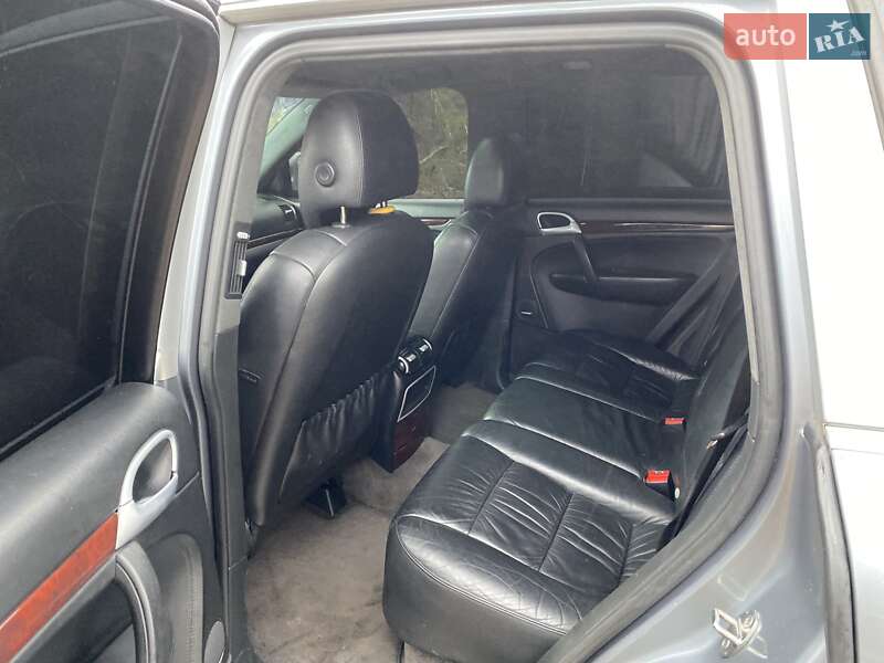 Внедорожник / Кроссовер Porsche Cayenne 2005 в Рокитном