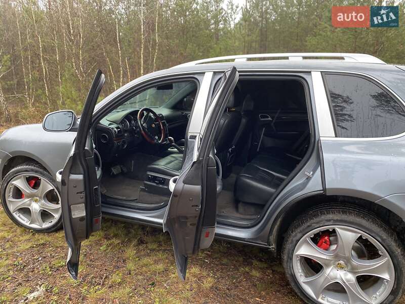 Внедорожник / Кроссовер Porsche Cayenne 2005 в Рокитном