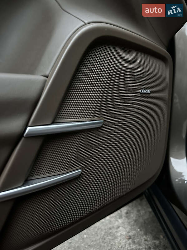 Внедорожник / Кроссовер Porsche Cayenne 2013 в Киеве