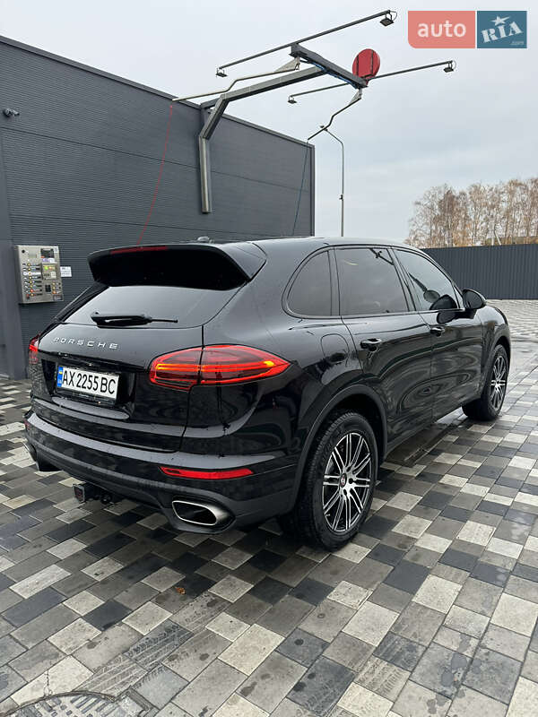 Внедорожник / Кроссовер Porsche Cayenne 2015 в Кременчуге фото 4 Внедорожник / Кроссовер Porsche Cayenne 2015 в Кременчуге