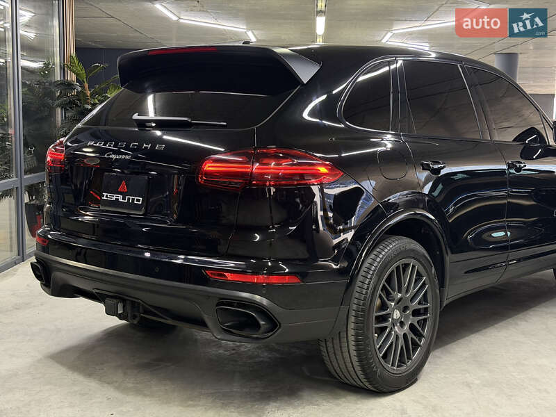 Внедорожник / Кроссовер Porsche Cayenne 2016 в Одессе