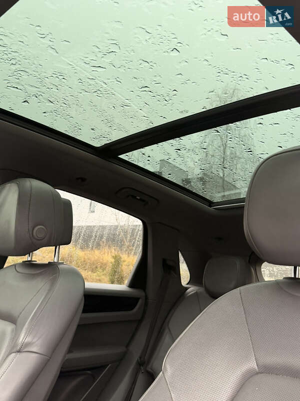 Внедорожник / Кроссовер Porsche Cayenne 2019 в Ужгороде