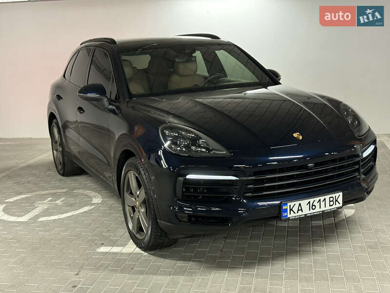 Внедорожник / Кроссовер Porsche Cayenne 2018 в Киеве