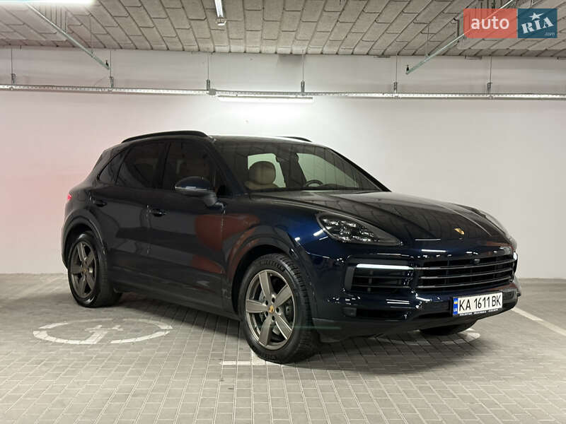 Внедорожник / Кроссовер Porsche Cayenne 2018 в Киеве