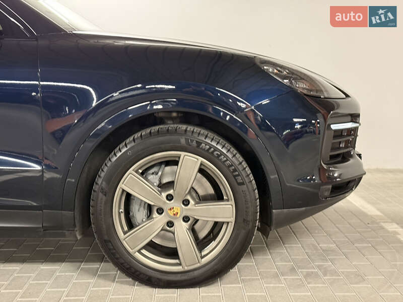 Внедорожник / Кроссовер Porsche Cayenne 2018 в Киеве