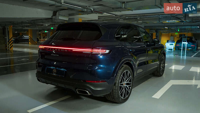 Внедорожник / Кроссовер Porsche Cayenne 2024 в Киеве