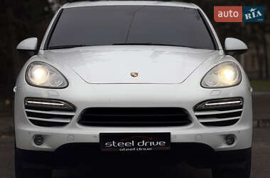 Позашляховик / Кросовер Porsche Cayenne 2014 в Миколаєві