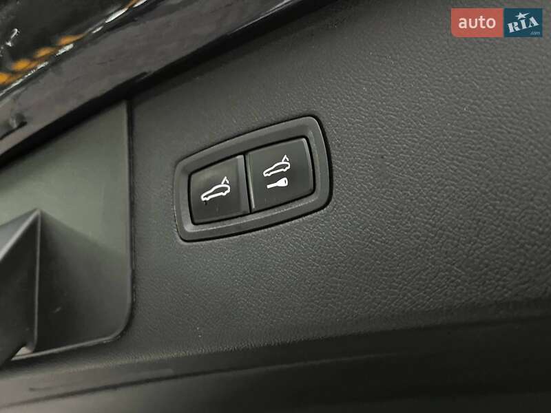 Внедорожник / Кроссовер Porsche Cayenne 2018 в Киеве