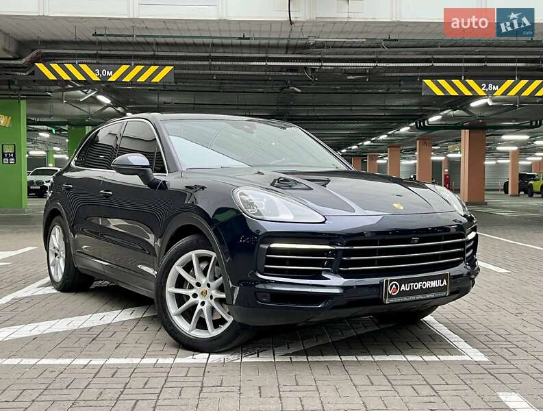 Внедорожник / Кроссовер Porsche Cayenne 2018 в Киеве