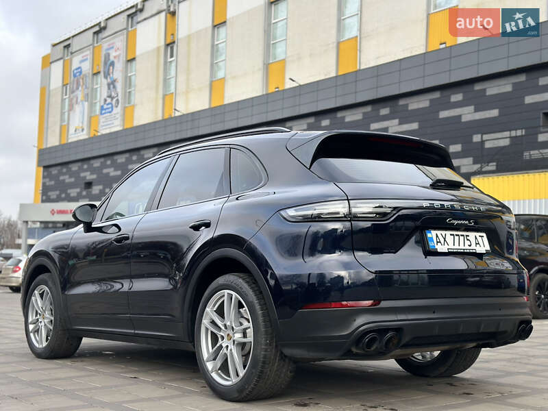 Внедорожник / Кроссовер Porsche Cayenne 2019 в Виннице