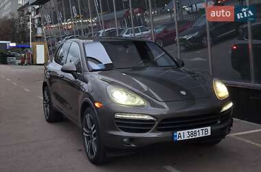 Внедорожник / Кроссовер Porsche Cayenne 2011 в Киеве