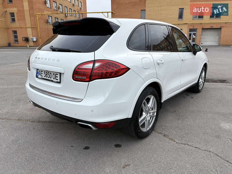Внедорожник / Кроссовер Porsche Cayenne 2013 в Днепре