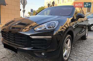 Позашляховик / Кросовер Porsche Cayenne 2015 в Одесі