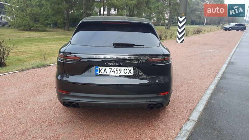 Внедорожник / Кроссовер Porsche Cayenne 2019 в Киеве фото 8 Внедорожник / Кроссовер Porsche Cayenne 2019 в Киеве