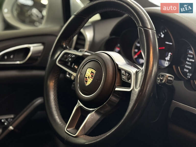 Позашляховик / Кросовер Porsche Cayenne 2016 в Миколаєві фото 24 Позашляховик / Кросовер Porsche Cayenne 2016 в Миколаєві