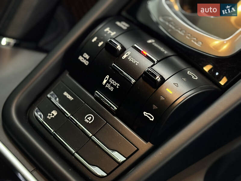 Позашляховик / Кросовер Porsche Cayenne 2016 в Миколаєві фото 29 Позашляховик / Кросовер Porsche Cayenne 2016 в Миколаєві