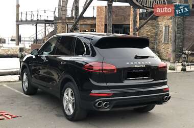 Внедорожник / Кроссовер Porsche Cayenne 2015 в Одессе