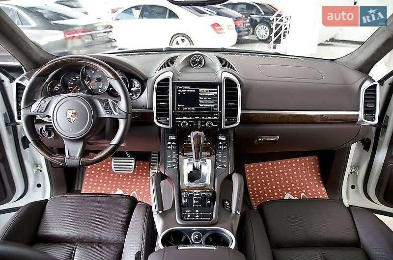 Внедорожник / Кроссовер Porsche Cayenne 2013 в Одессе фото 11 Внедорожник / Кроссовер Porsche Cayenne 2013 в Одессе