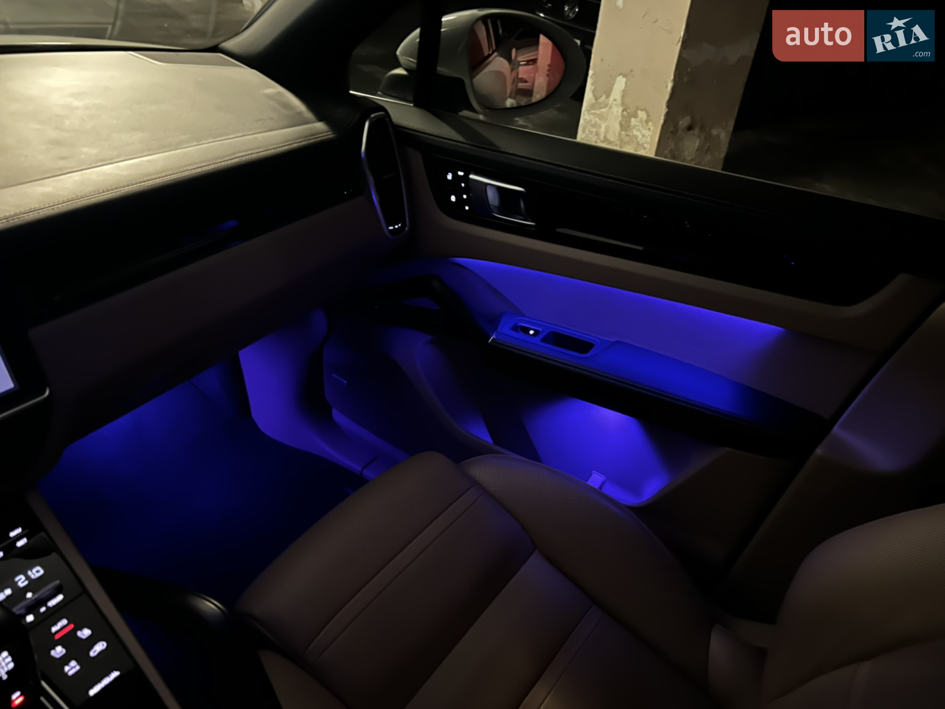 2019 Porsche Cayenne - мініатюра 22