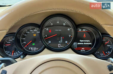 Внедорожник / Кроссовер Porsche Cayenne 2012 в Днепре