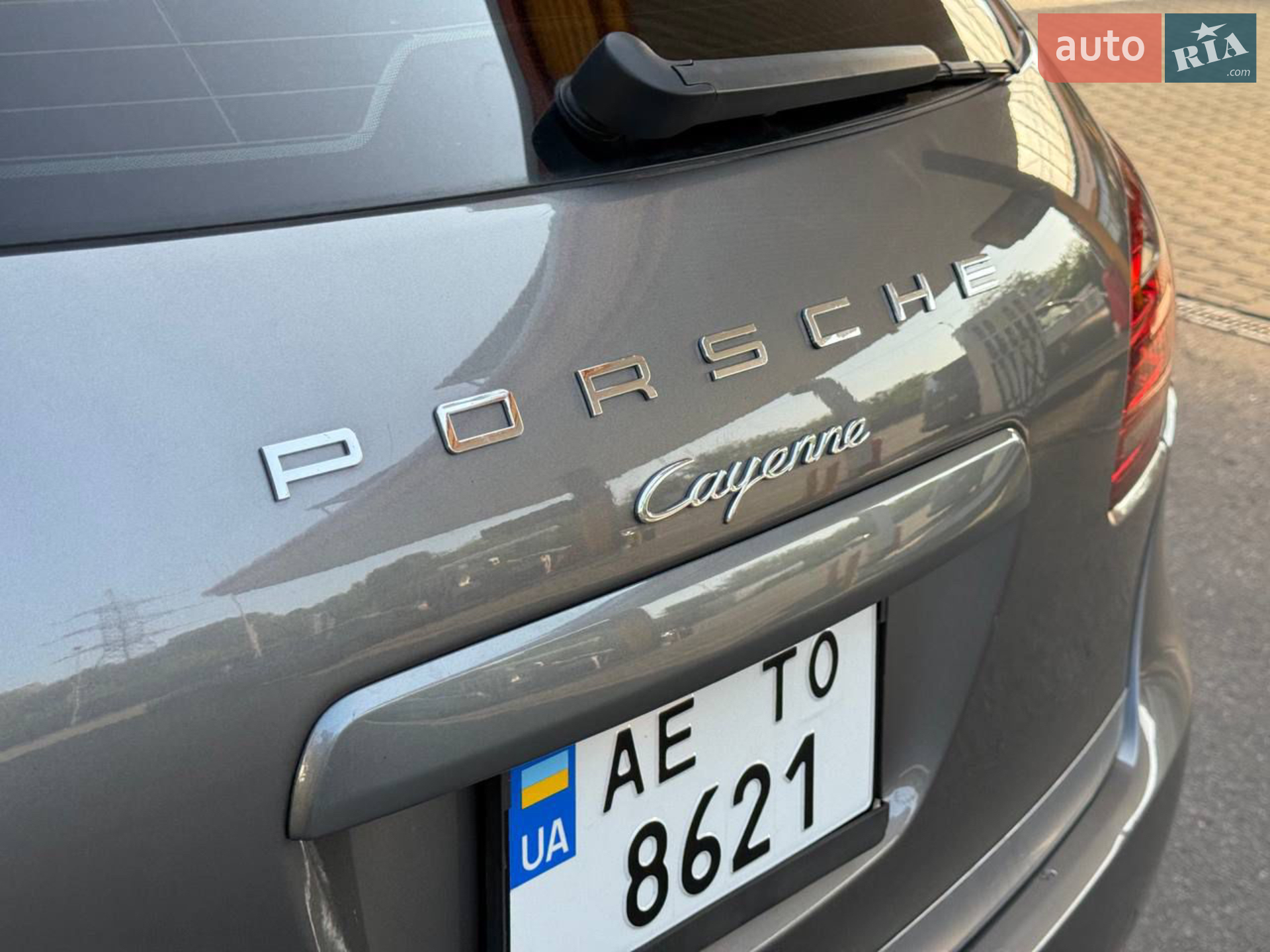 2012 Porsche Cayenne - мініатюра 11