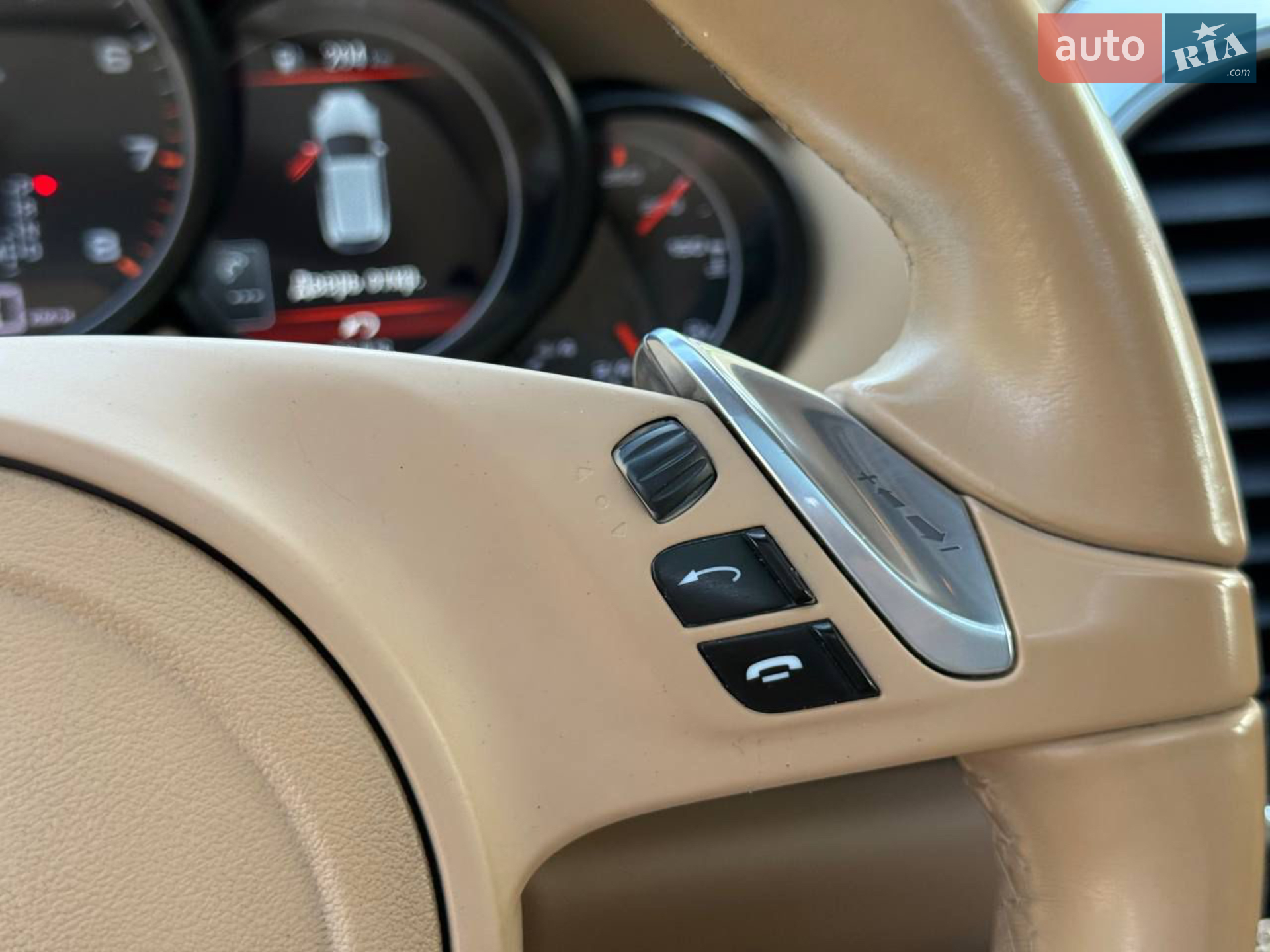 2012 Porsche Cayenne - мініатюра 32