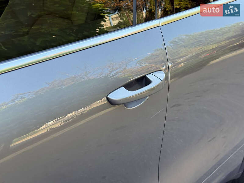 Внедорожник / Кроссовер Porsche Cayenne 2012 в Днепре