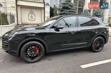 Внедорожник / Кроссовер Porsche Cayenne 2025 в Киеве