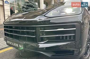 Внедорожник / Кроссовер Porsche Cayenne 2025 в Киеве