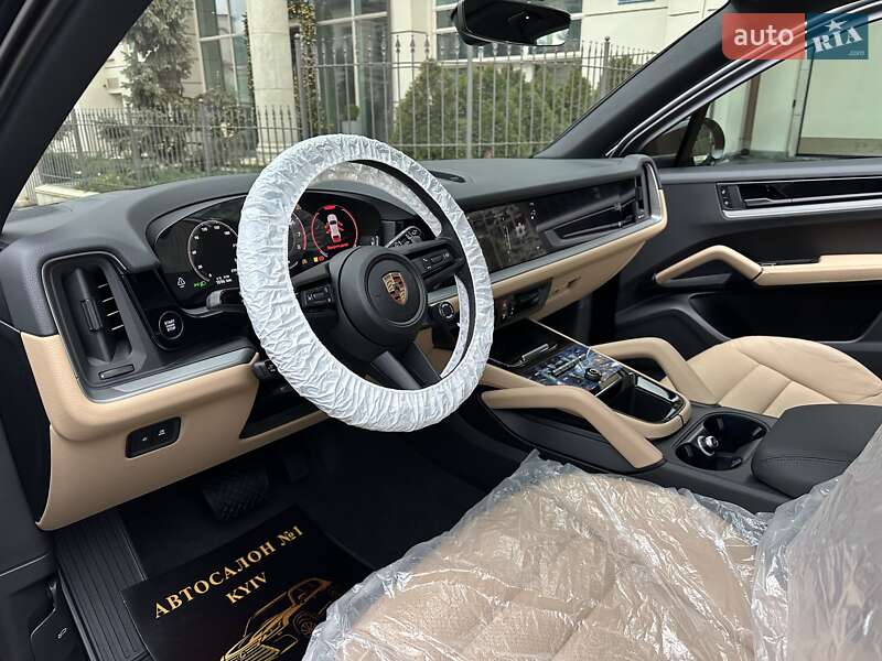 Внедорожник / Кроссовер Porsche Cayenne 2025 в Киеве