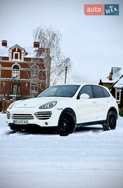 Позашляховик / Кросовер Porsche Cayenne 2011 в Києві