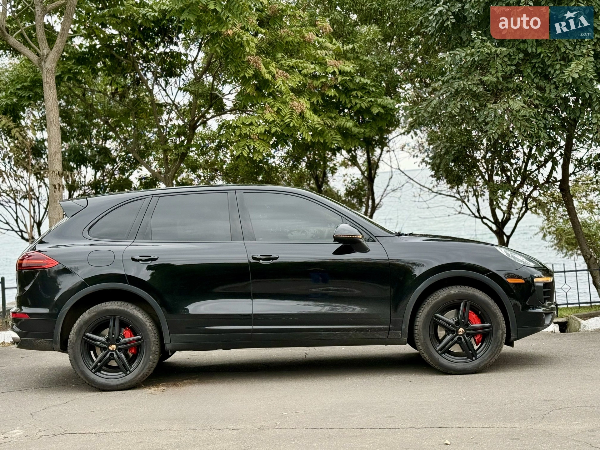 2015 Porsche Cayenne - мініатюра 3