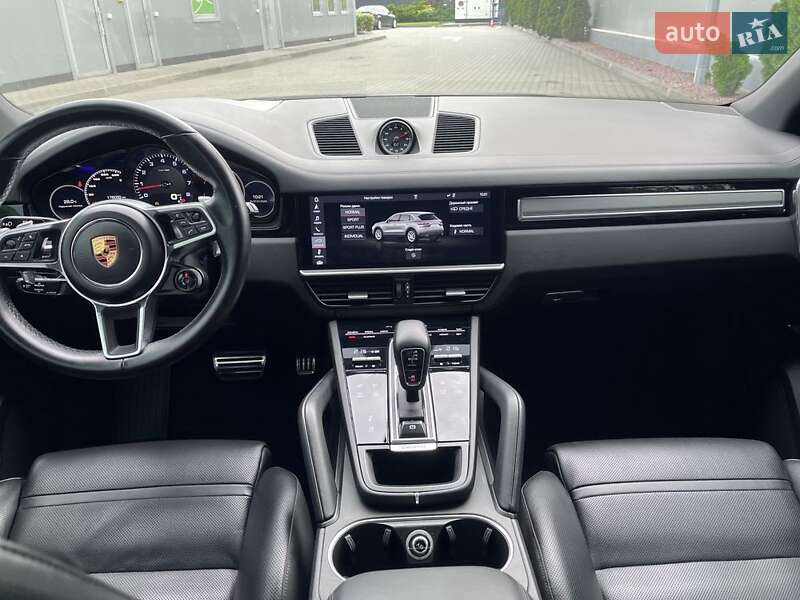 Внедорожник / Кроссовер Porsche Cayenne 2018 в Киеве