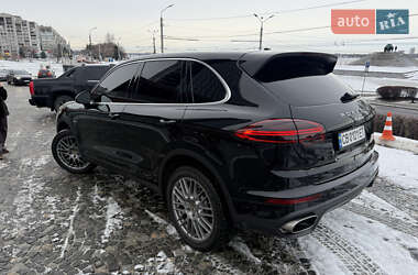 Позашляховик / Кросовер Porsche Cayenne 2015 в Дніпрі