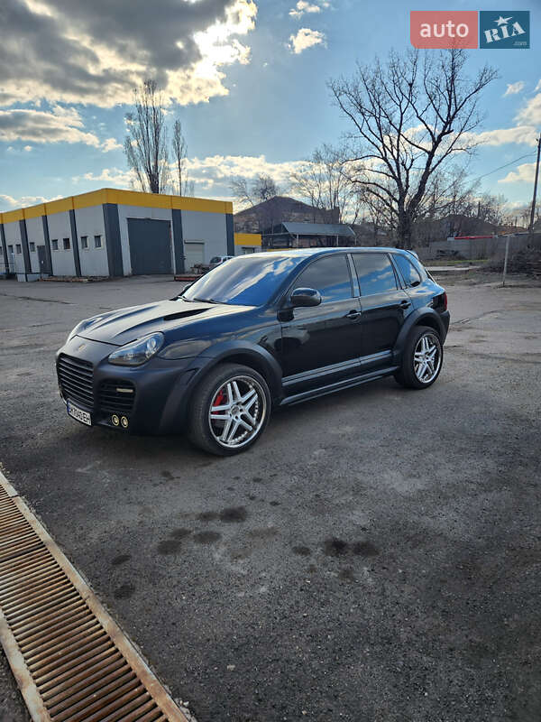 Позашляховик / Кросовер Porsche Cayenne 2004 в Кривому Розі