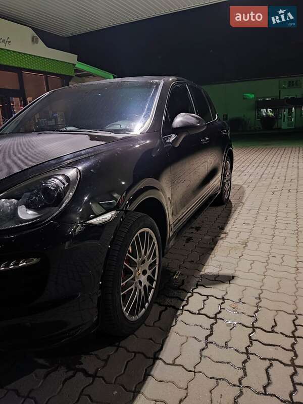Porsche Cayenne 2012