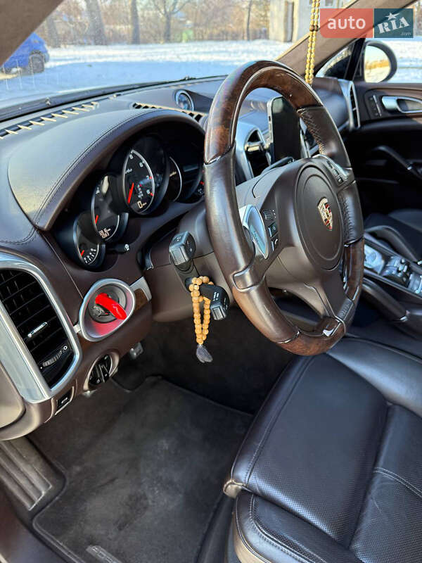 Внедорожник / Кроссовер Porsche Cayenne 2012 в Борисполе фото 13 Внедорожник / Кроссовер Porsche Cayenne 2012 в Борисполе