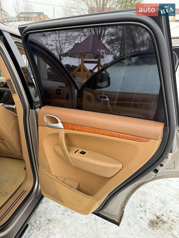 Внедорожник / Кроссовер Porsche Cayenne 2007 в Яремче