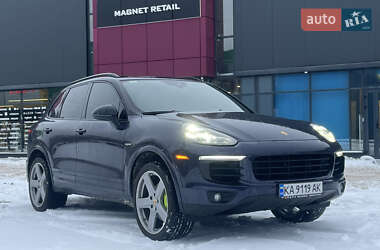 Внедорожник / Кроссовер Porsche Cayenne 2016 в Киеве