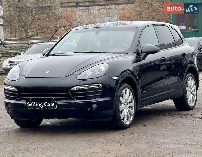 Внедорожник / Кроссовер Porsche Cayenne 2011 в Ровно