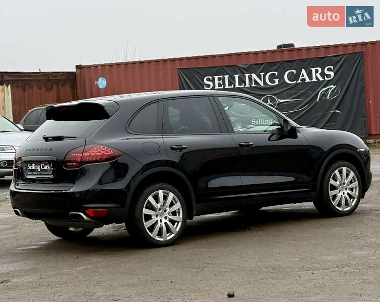 Внедорожник / Кроссовер Porsche Cayenne 2011 в Ровно