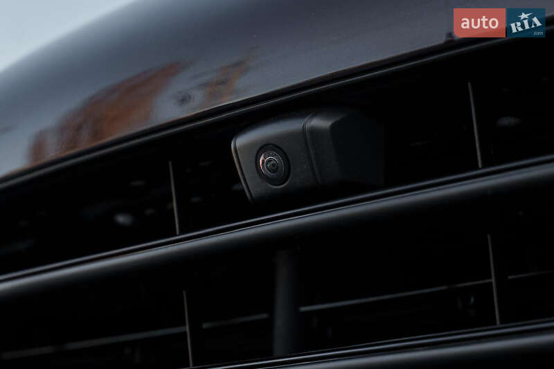 Внедорожник / Кроссовер Porsche Cayenne 2019 в Киеве