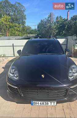 Внедорожник / Кроссовер Porsche Cayenne 2015 в Одессе