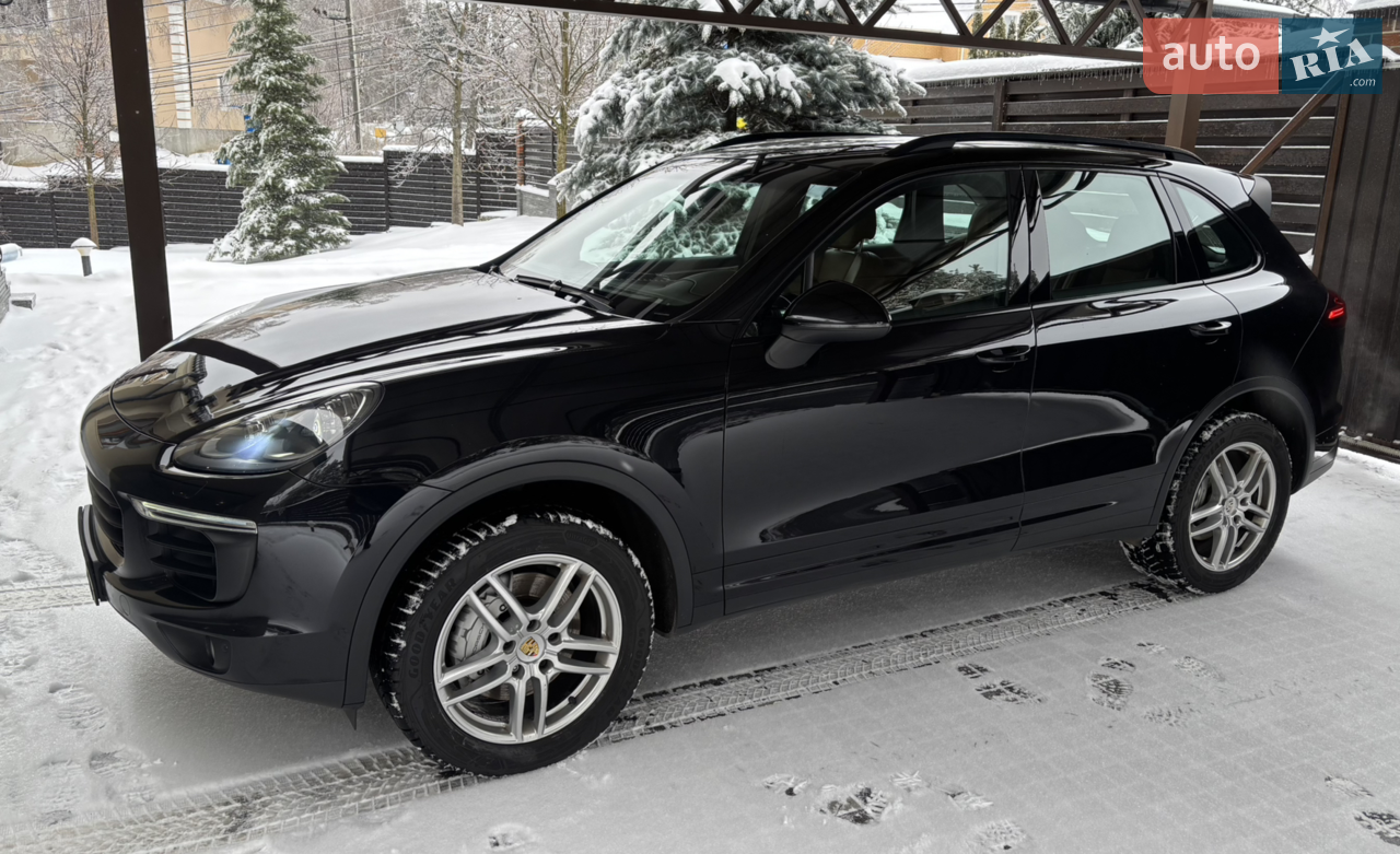 2016 Porsche Cayenne - мініатюра 48