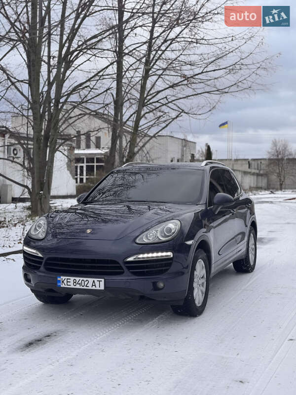 2011 Porsche Cayenne, VIN WP1ZZZ92ZCLA22701:plate — фото 1 (autoria)